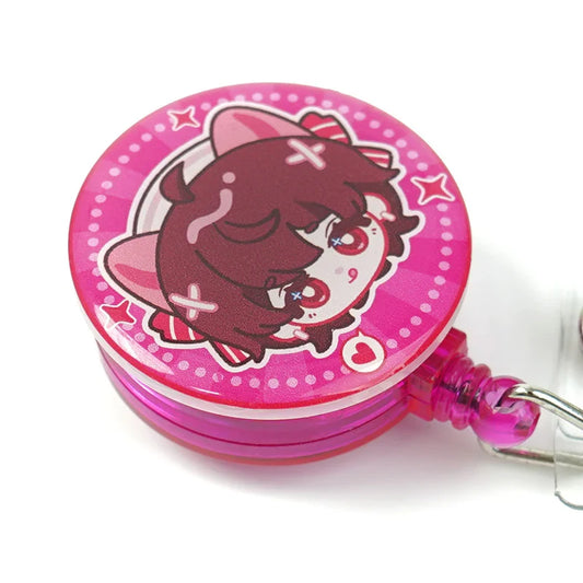 Benutzerdefinierter rosa Acryl-Badge-Clip mit Illustration einer süßen Anime-Katzenfigur